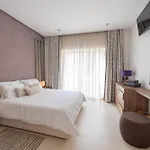 Apartment Stunning Seafront Flat In