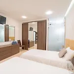 Stunning Seafront Flat In
