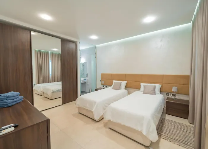 Stunning Seafront Flat In Apartmán Sliema