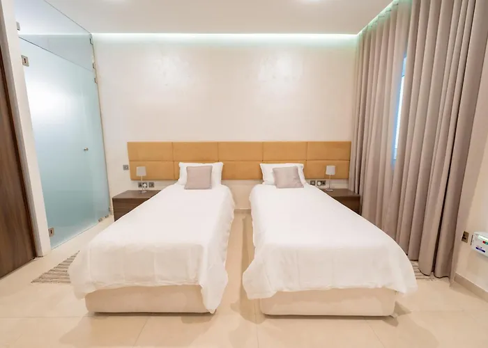 Stunning Seafront Flat In Апартаменты *