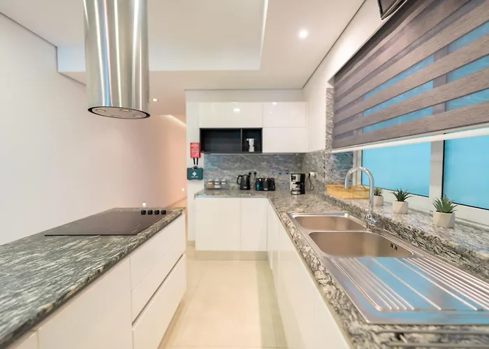 Stunning Seafront Flat In *