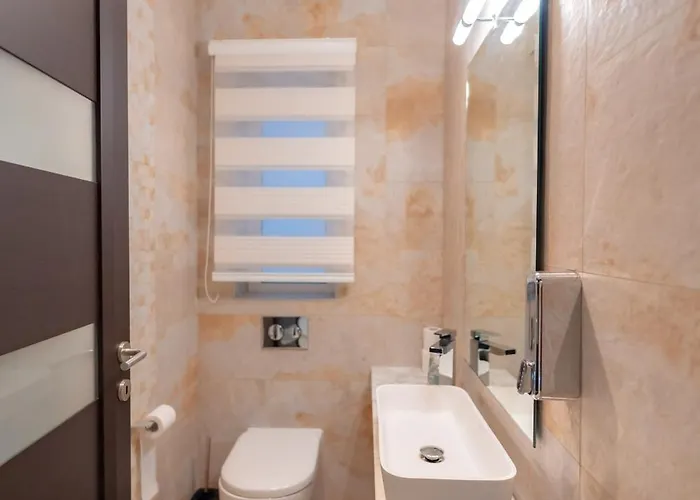 Stunning Seafront Flat In Apartmán Sliema